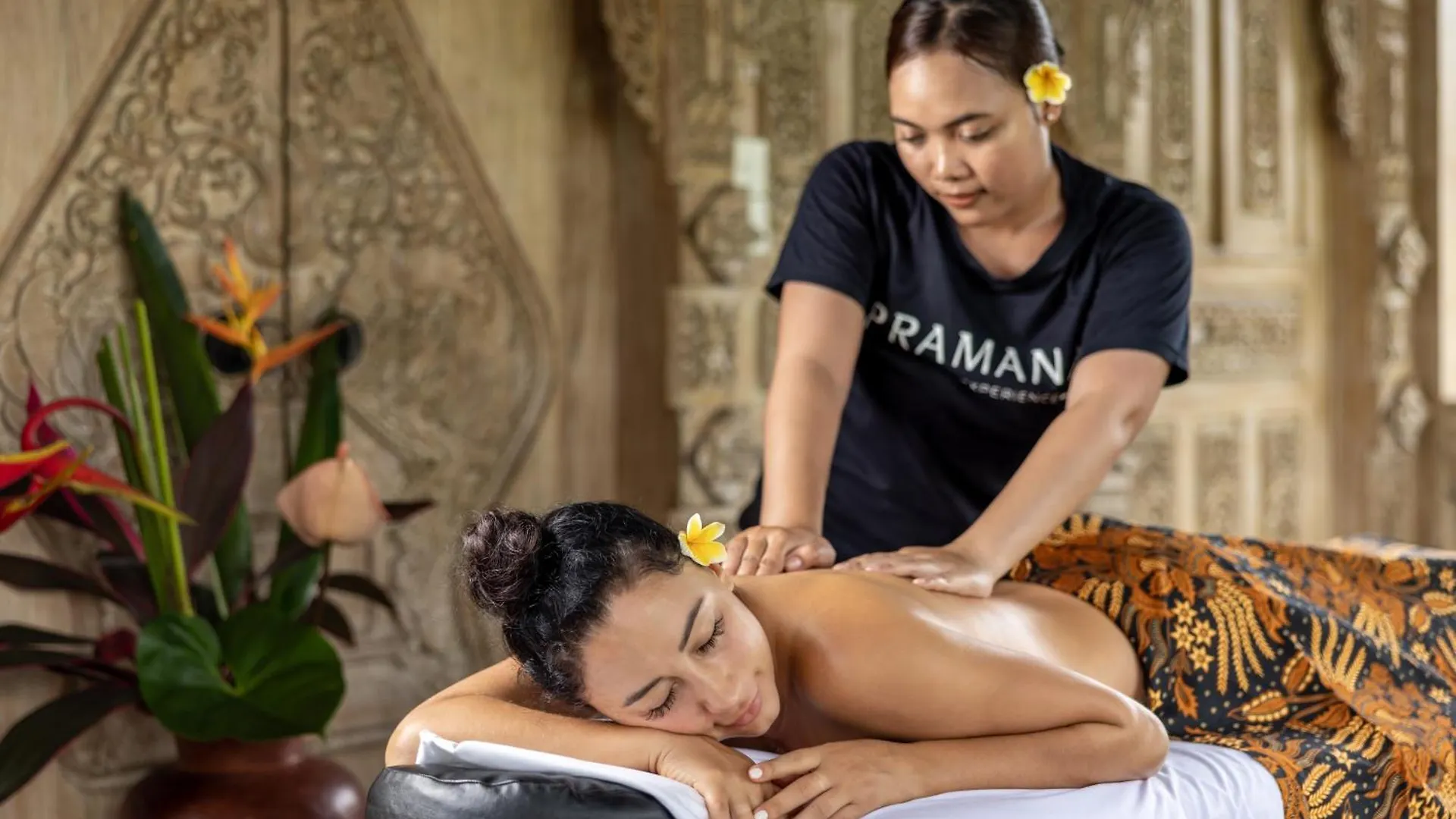 Wooden Ganeca Villas By Pramana Villas ウブド
