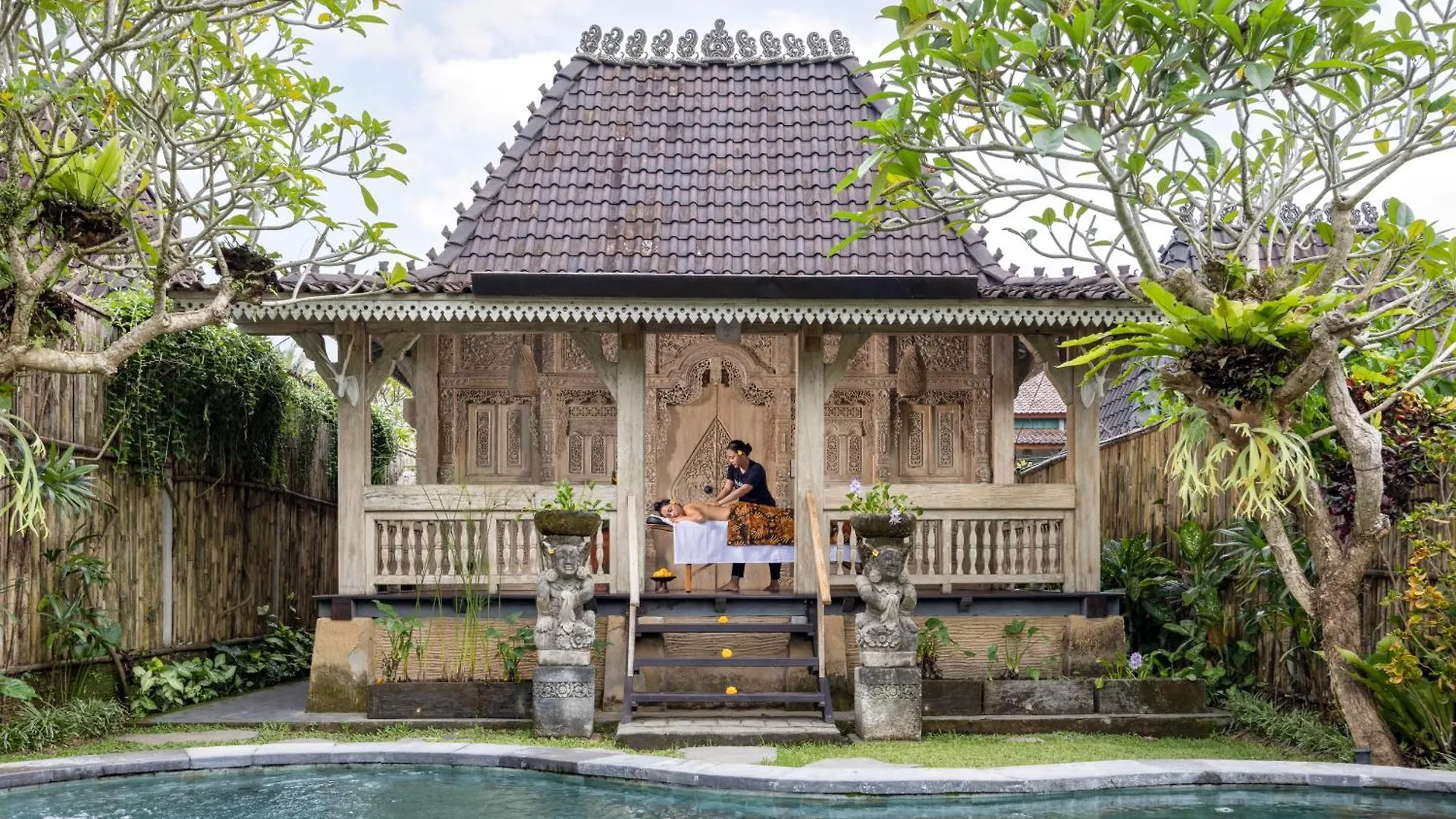 Wooden Ganeca Villas By Pramana Villas ウブド